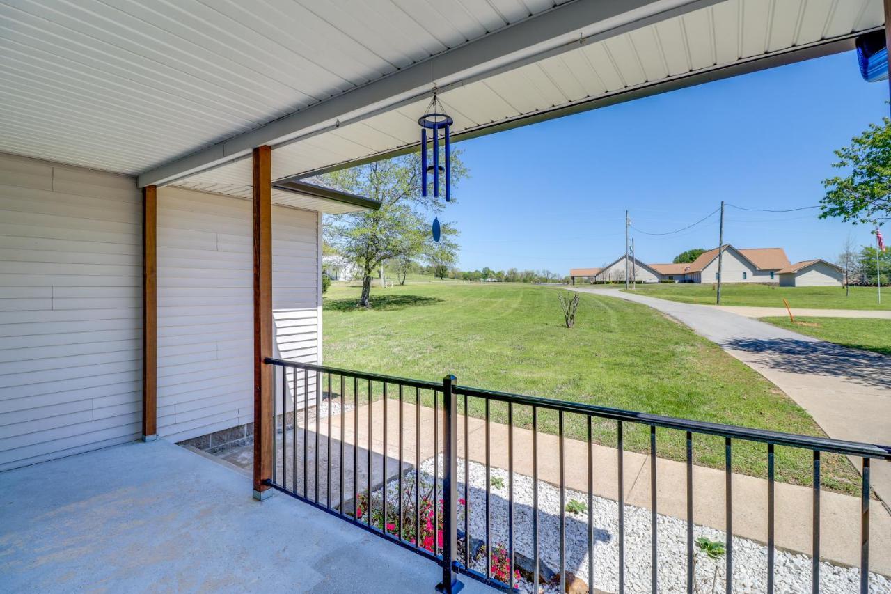 Charming Edgemont Home With Deck And Lake Views! Fairfield Bay Dış mekan fotoğraf