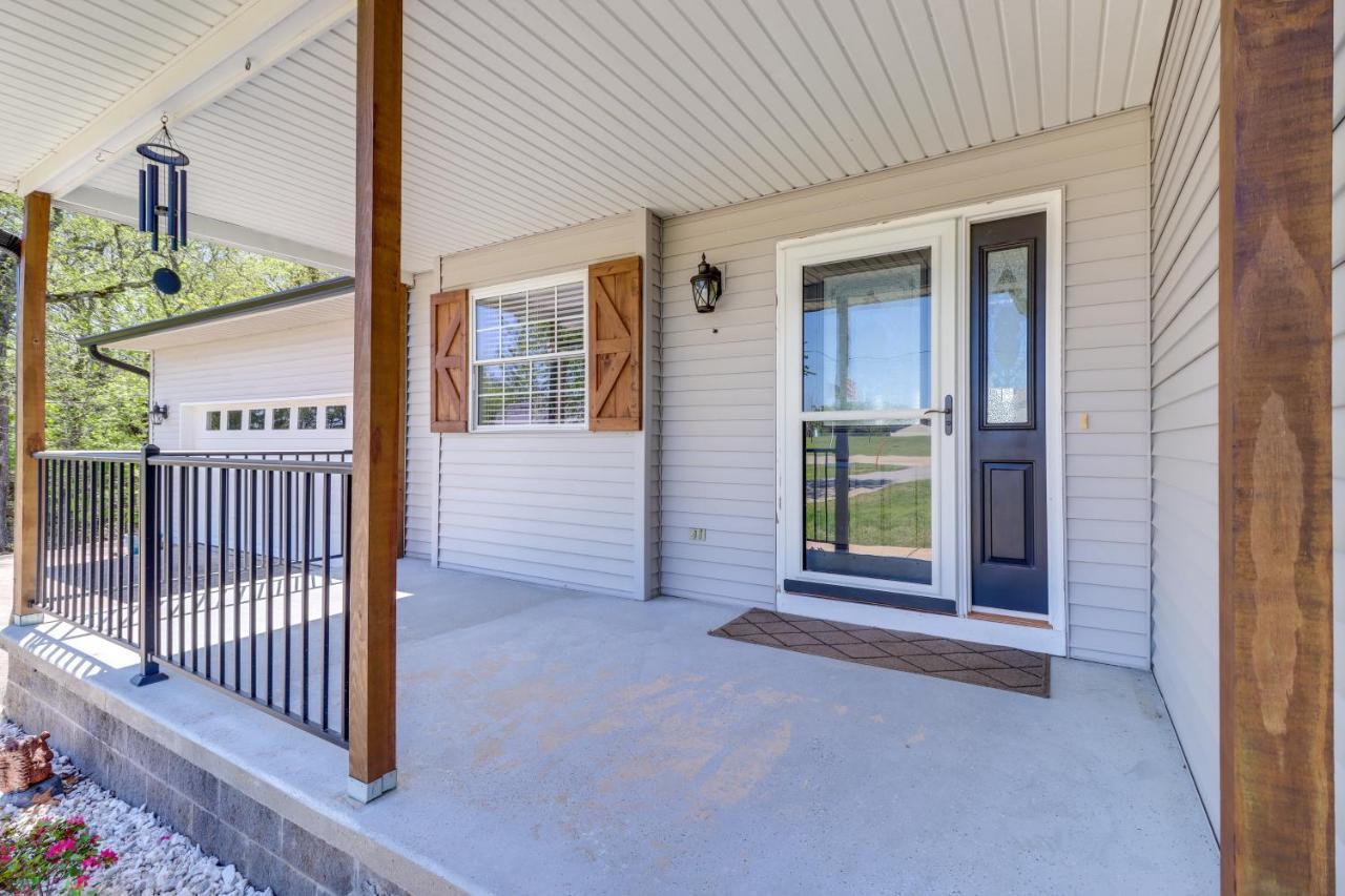 Charming Edgemont Home With Deck And Lake Views! Fairfield Bay Dış mekan fotoğraf