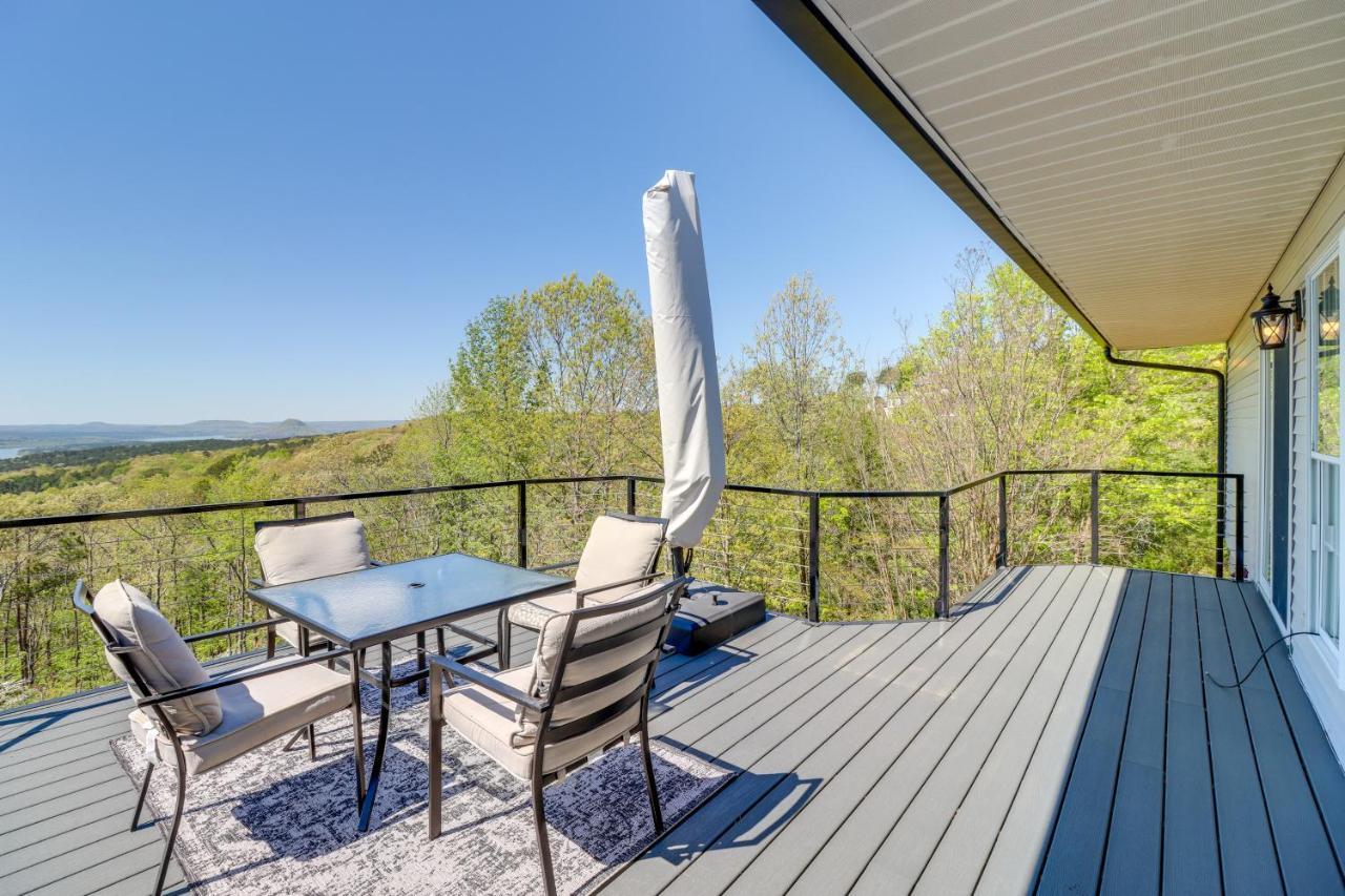 Charming Edgemont Home With Deck And Lake Views! Fairfield Bay Dış mekan fotoğraf
